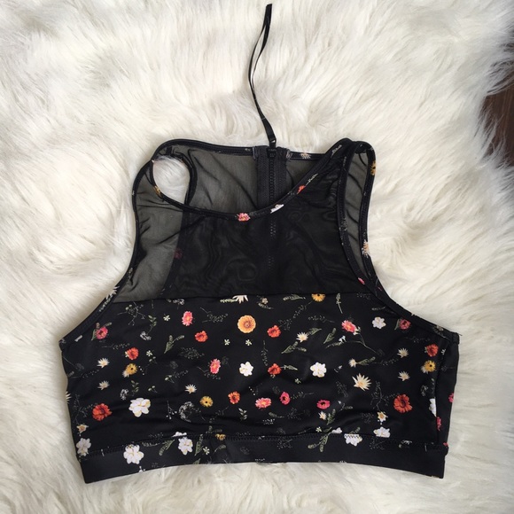 Simons Bikini Top - Picture 2 of 5